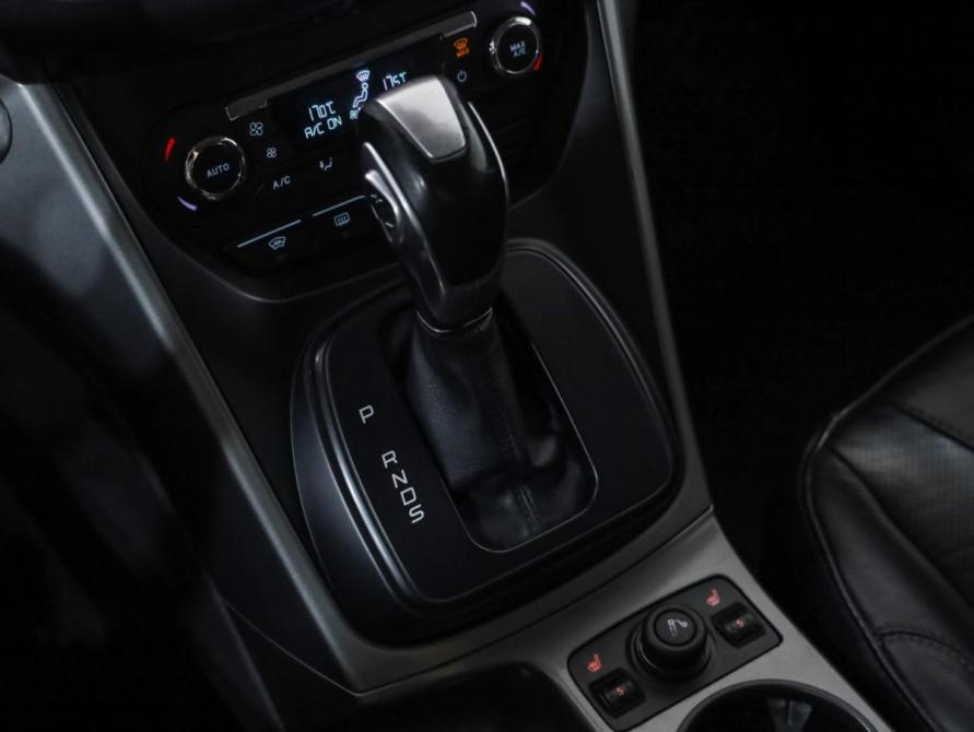 Ford Kuga II Санкт-Петербург  - изображение 17