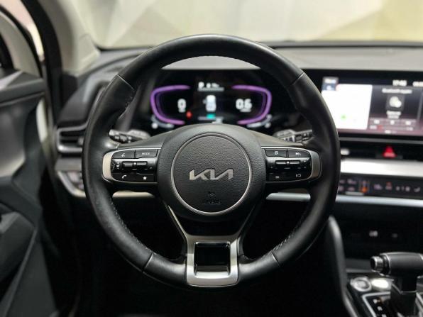Kia Sportage V с пробегом 2023 года, цена 3 450 000 рублей, 48900 км, внедорожник, Автокод Объявления