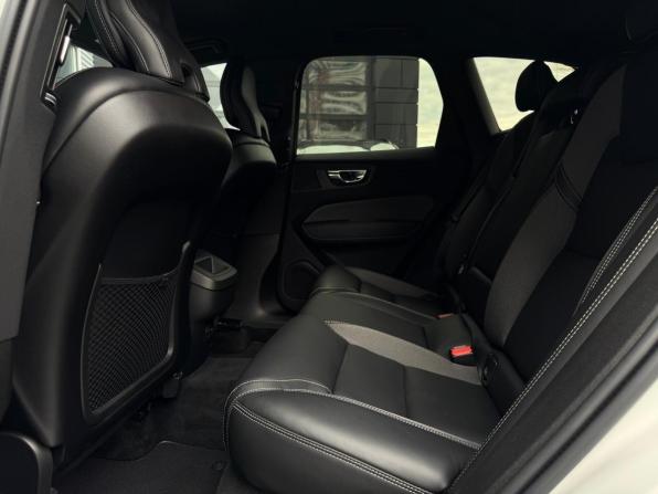 Volvo XC60 II Рестайлинг с пробегом 2021 года, цена 4 090 000 рублей, 91323 км, внедорожник, Автокод Объявления