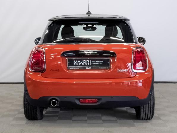 Mini Hatch III (F55/F56) Рестайлинг с пробегом 2021 года, цена 2 990 000 рублей, 11190 км, хэтчбек, Автокод Объявления