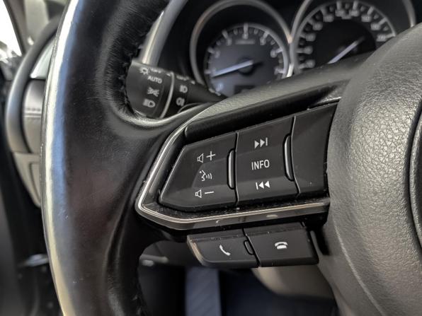 Mazda 6 III (GJ) Рестайлинг с пробегом 2017 года, цена 2 290 000 рублей, 75243 км, седан, Автокод Объявления