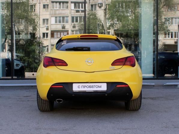 Opel Astra J Рестайлинг с пробегом 2012 года, цена 697 000 рублей, 257555 км, хэтчбек, Автокод Объявления