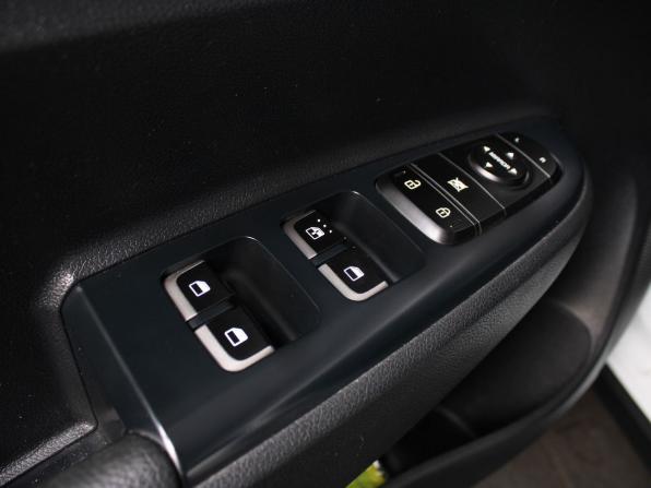 Kia Rio IV с пробегом 2019 года, цена 1 409 000 рублей, 138000 км, хэтчбек, Автокод Объявления