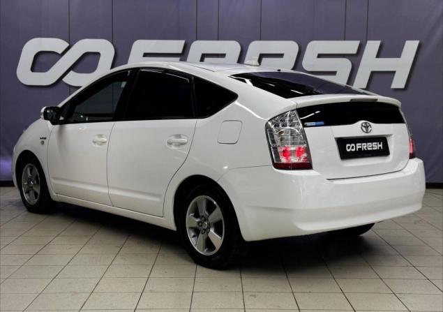 Toyota Prius II Рестайлинг (XW20) с пробегом 2010 года, цена 759 000 рублей, 291619 км, лифтбек, Автокод Объявления