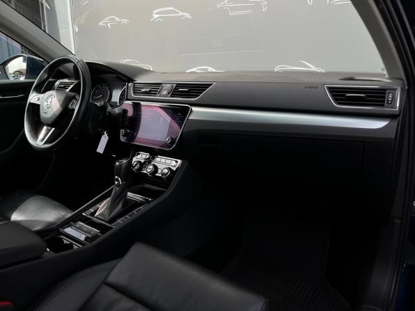 Skoda Superb III с пробегом 2019 года, цена 1 972 800 рублей, 130933 км, лифтбек, Автокод Объявления