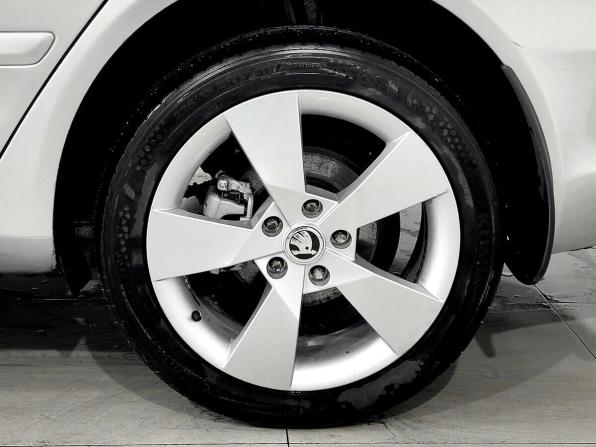 Skoda Octavia II (A5) Рестайлинг с пробегом 2012 года, цена 780 000 рублей, 206937 км, лифтбек, Автокод Объявления