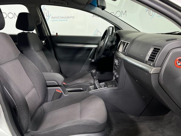 Opel Vectra C Рестайлинг с пробегом 2005 года, цена 589 000 рублей, 122101 км, седан, Автокод Объявления