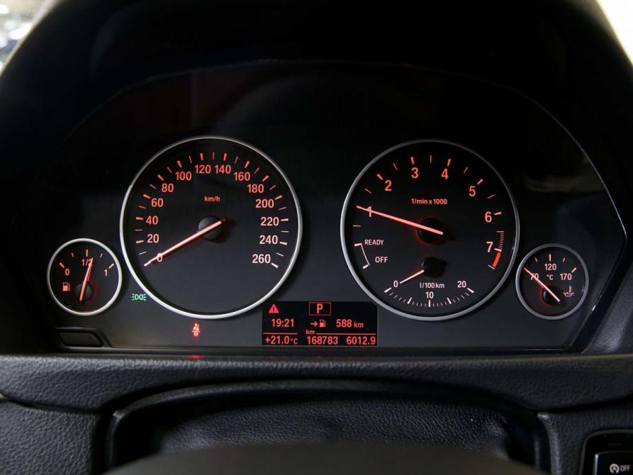 BMW 3 серии VI (F3x) Рестайлинг Санкт-Петербург  - изображение 13