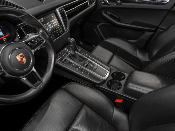 Porsche Macan I с пробегом 2014 года, цена 3 680 000 рублей, 199442 км, внедорожник, Автокод Объявления