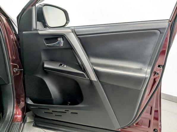 Toyota RAV4 IV (XA40) Рестайлинг с пробегом 2015 года, цена 1 790 000 рублей, 165044 км, внедорожник, Автокод Объявления