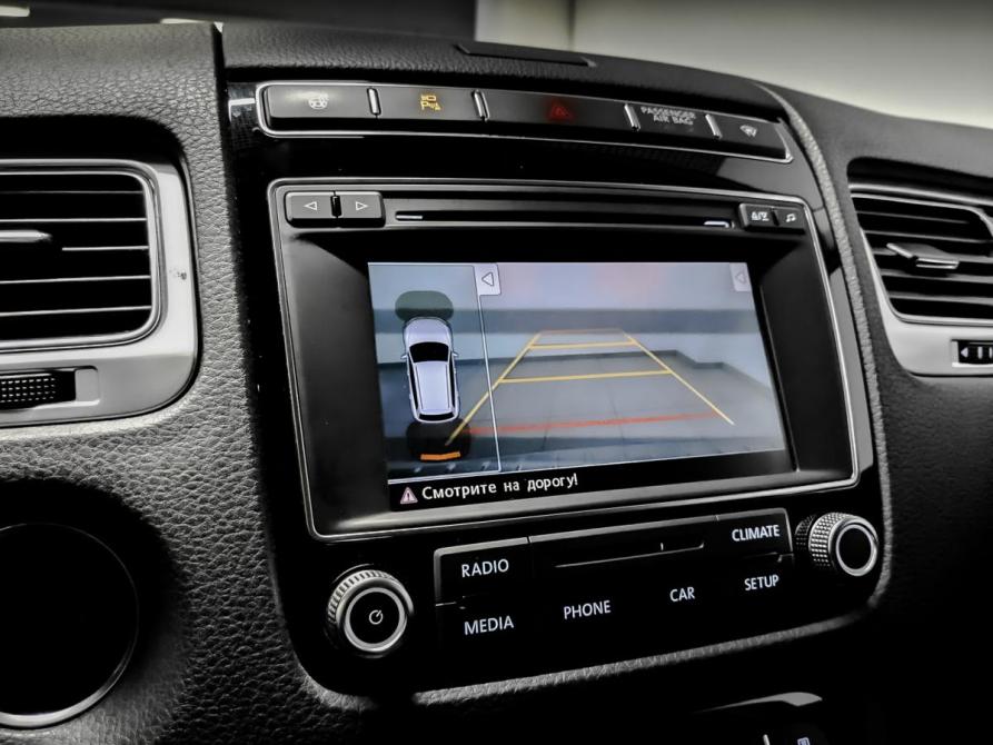 Volkswagen Touareg II Рестайлинг Санкт-Петербург  - изображение 27