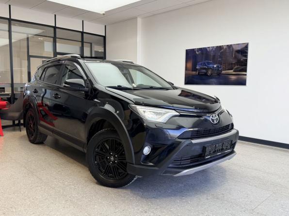 Toyota RAV4 IV (XA40) Рестайлинг с пробегом 2018 года, цена 2 310 000 рублей, 134499 км, внедорожник, Автокод Объявления