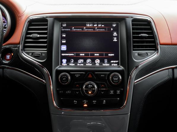 Jeep Grand Cherokee IV (WK2) Рестайлинг с пробегом 2013 года, цена 3 490 000 рублей, 122942 км, внедорожник, Автокод Объявления