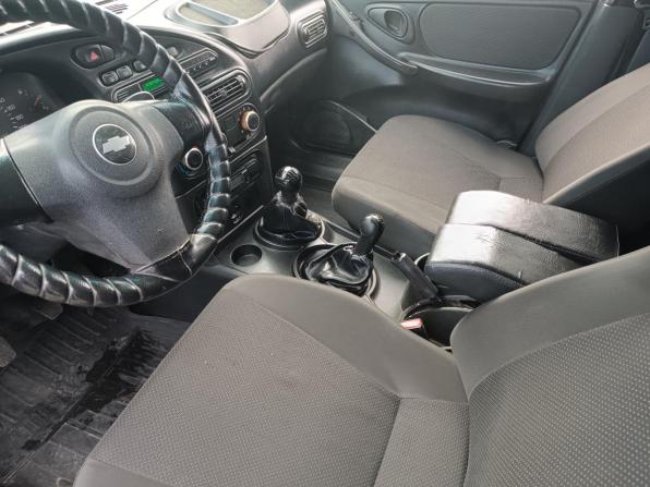 Chevrolet Niva I Рестайлинг с пробегом 2010 года, цена 390 000 рублей, 172613 км, внедорожник, Автокод Объявления