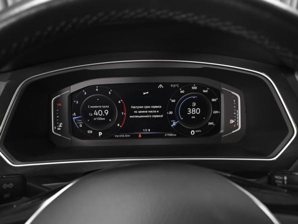 Volkswagen Tiguan II с пробегом 2018 года, цена 2 224 000 рублей, 37988 км, внедорожник, Автокод Объявления