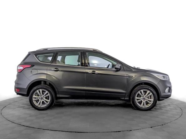 Ford Kuga II Рестайлинг с пробегом 2018 года, цена 1 900 000 рублей, 37451 км, внедорожник, Автокод Объявления