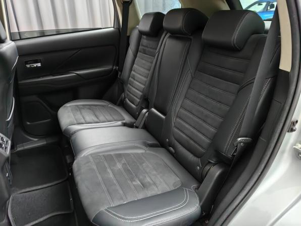 Mitsubishi Outlander III Рестайлинг 3 с пробегом 2022 года, цена 2 111 000 рублей, 190383 км, внедорожник, Автокод Объявления