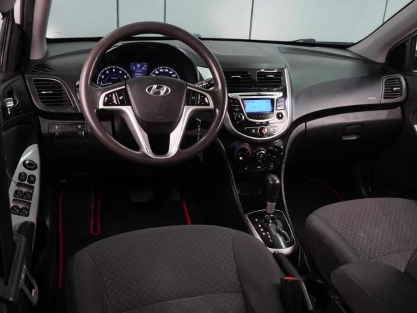 Hyundai Solaris I с пробегом 2013 года, цена 749 000 рублей, 229010 км, хэтчбек, Автокод Объявления