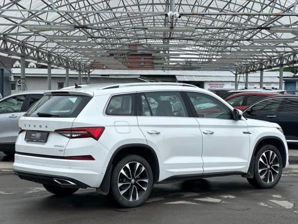 Skoda Kodiaq I Рестайлинг с пробегом 2022 года, цена 3 899 000 рублей, 46474 км, внедорожник, Автокод Объявления