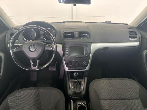 Skoda Yeti I Рестайлинг с пробегом 2015 года, цена 1 149 000 рублей, 226664 км, внедорожник, Автокод Объявления