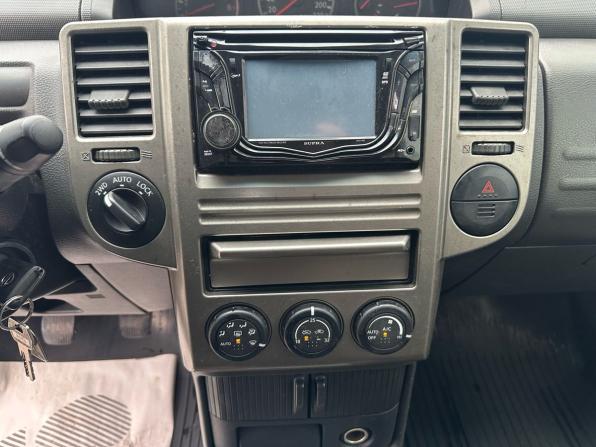 Nissan X-Trail I Рестайлинг с пробегом 2005 года, цена 459 000 рублей, 328267 км, внедорожник, Автокод Объявления