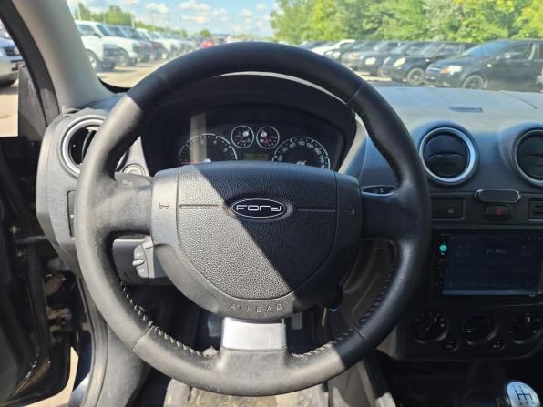 Ford Fusion I Рестайлинг с пробегом 2007 года, цена 410 000 рублей, 136342 км, хэтчбек, Автокод Объявления