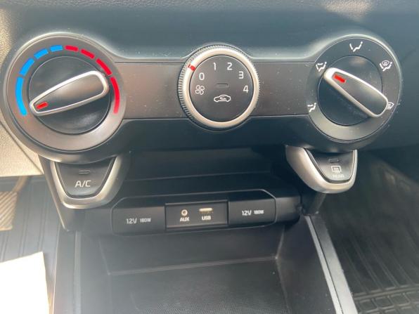 Kia Rio IV с пробегом 2017 года, цена 1 259 000 рублей, 140000 км, седан, Автокод Объявления