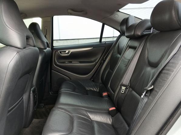 Volvo S60 I Рестайлинг с пробегом 2006 года, цена 699 000 рублей, 258683 км, седан, Автокод Объявления