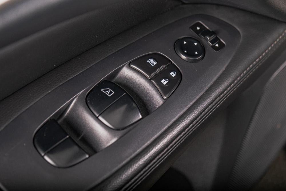 Nissan Pathfinder IV Томск  - изображение 8