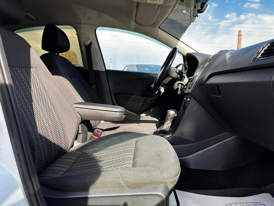 Volkswagen Polo V Рестайлинг Уфа  - изображение 16