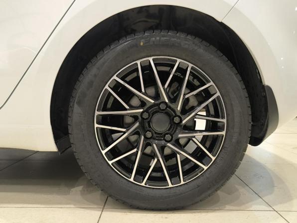 Kia Ceed II с пробегом 2015 года, цена 1 380 000 рублей, 111621 км, хэтчбек, Автокод Объявления