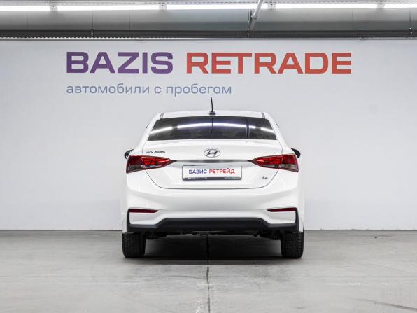Hyundai Solaris II с пробегом 2018 года, цена 1 220 000 рублей, 195234 км, седан, Автокод Объявления