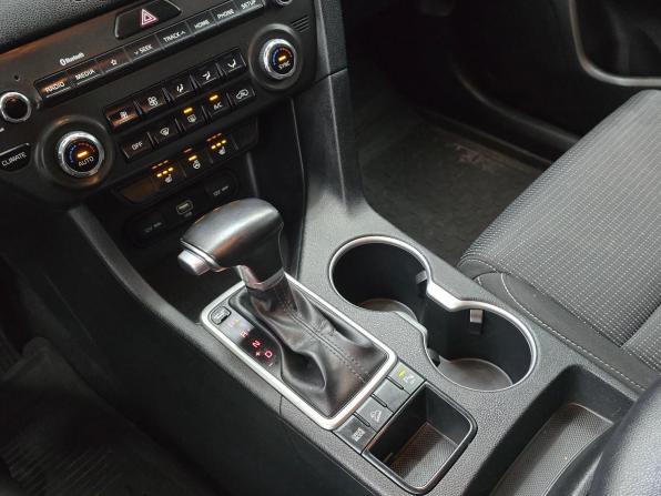 Kia Sportage IV Рестайлинг с пробегом 2018 года, цена 2 149 000 рублей, 163000 км, внедорожник, Автокод Объявления