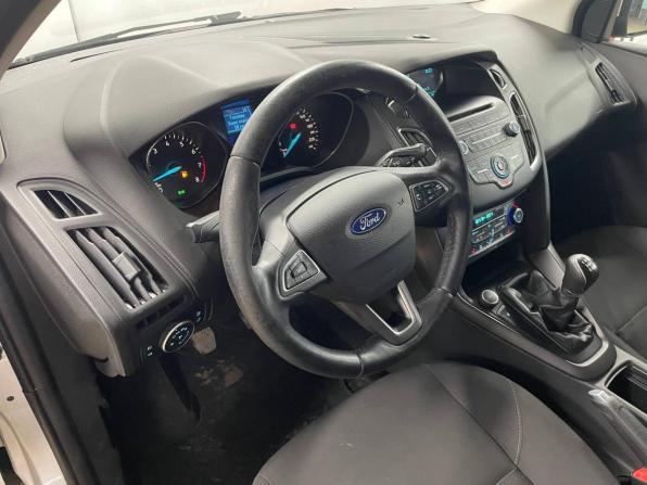 Ford Focus III Рестайлинг с пробегом 2016 года, цена 899 000 рублей, 182000 км, хэтчбек, Автокод Объявления