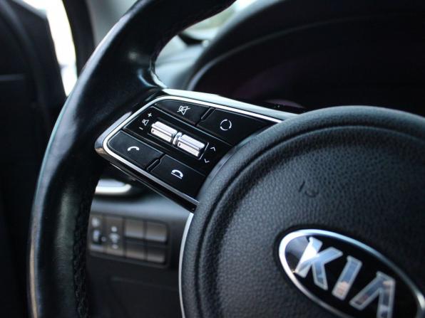 Kia Sportage IV Рестайлинг с пробегом 2019 года, цена 2 099 000 рублей, 89376 км, внедорожник, Автокод Объявления