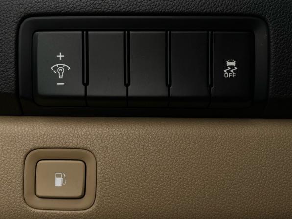 Kia Carnival III с пробегом 2018 года, цена 2 920 000 рублей, 115128 км, минивэн, Автокод Объявления
