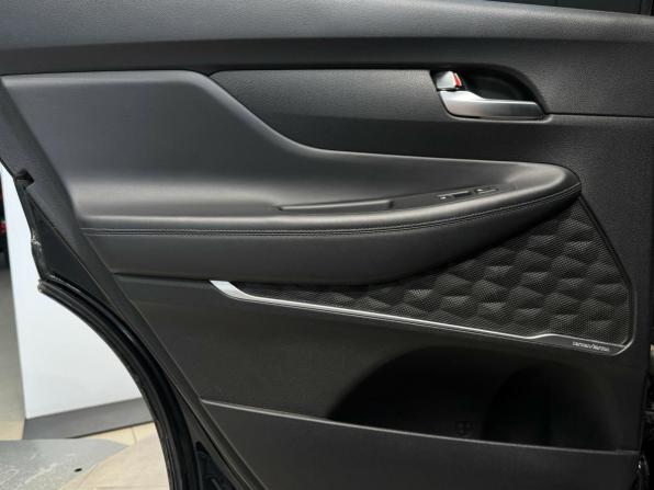 Hyundai Santa Fe IV Рестайлинг с пробегом 2021 года, цена 3 500 000 рублей, 140000 км, внедорожник, Автокод Объявления