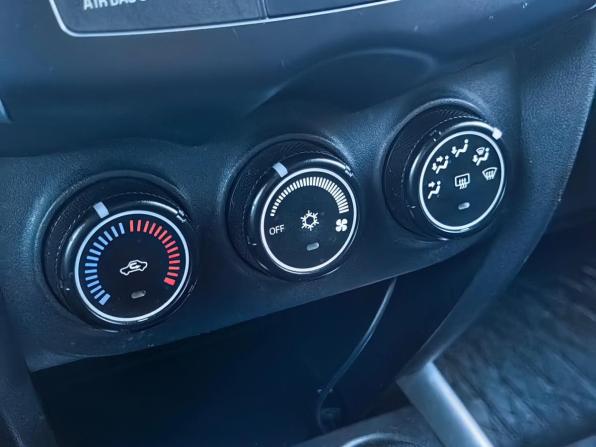 Mitsubishi ASX I с пробегом 2011 года, цена 895 000 рублей, 175000 км, внедорожник, Автокод Объявления