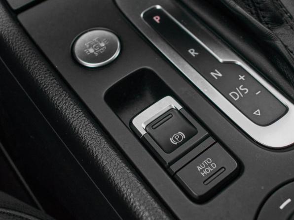 Volkswagen Touareg II с пробегом 2014 года, цена 2 475 000 рублей, 158447 км, внедорожник, Автокод Объявления