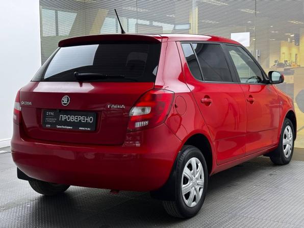 Skoda Fabia II Рестайлинг с пробегом 2013 года, цена 699 000 рублей, 88300 км, хэтчбек, Автокод Объявления