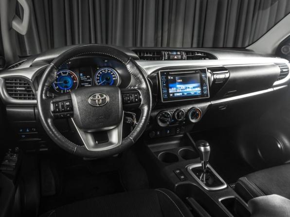 Toyota Hilux VIII с пробегом 2020 года, цена 3 999 000 рублей, 159453 км, offers.body_type.unknown, Автокод Объявления