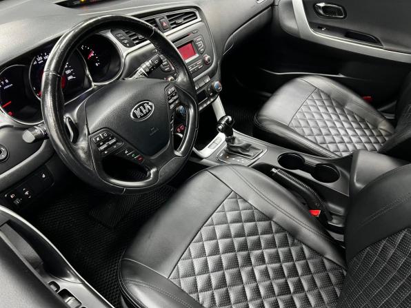 Kia Ceed II с пробегом 2015 года, цена 1 240 000 рублей, 151855 км, универсал, Автокод Объявления
