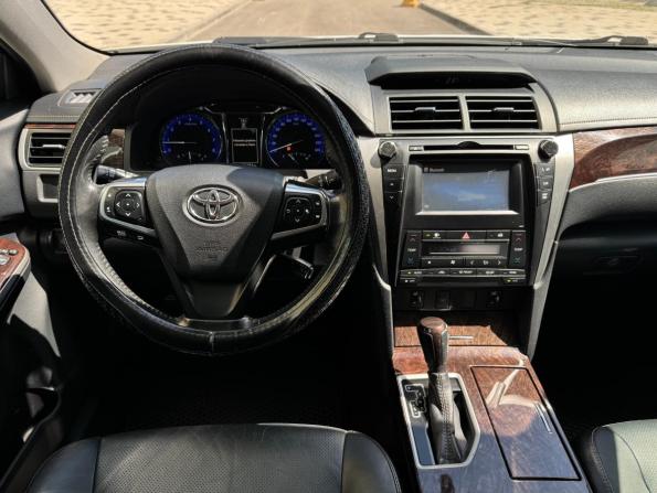 Toyota Camry VII (XV50) Рестайлинг с пробегом 2016 года, цена 1 970 000 рублей, 200000 км, седан, Автокод Объявления