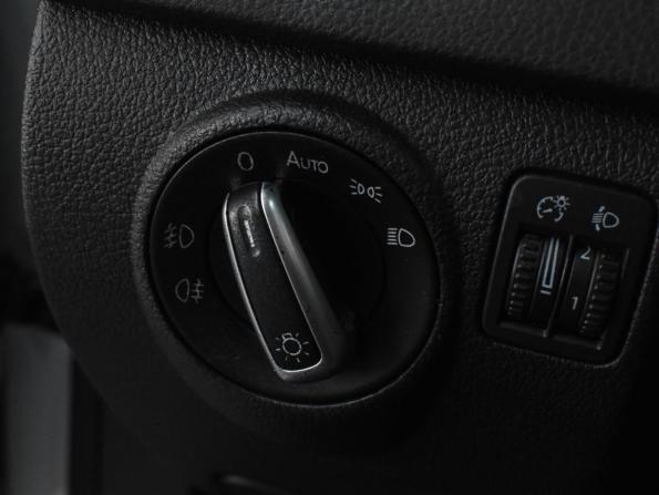 Volkswagen Tiguan I Рестайлинг с пробегом 2016 года, цена 1 369 000 рублей, 187377 км, внедорожник, Автокод Объявления