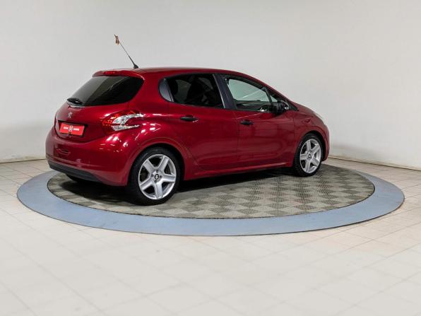 Peugeot 208 I с пробегом 2013 года, цена 539 900 рублей, 163000 км, хэтчбек, Автокод Объявления
