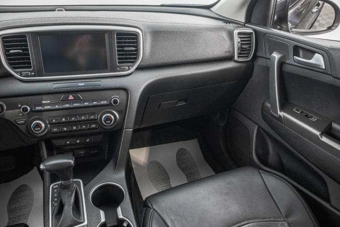Kia Sportage IV Рестайлинг с пробегом 2021 года, цена 2 399 000 рублей, 88000 км, внедорожник, Автокод Объявления