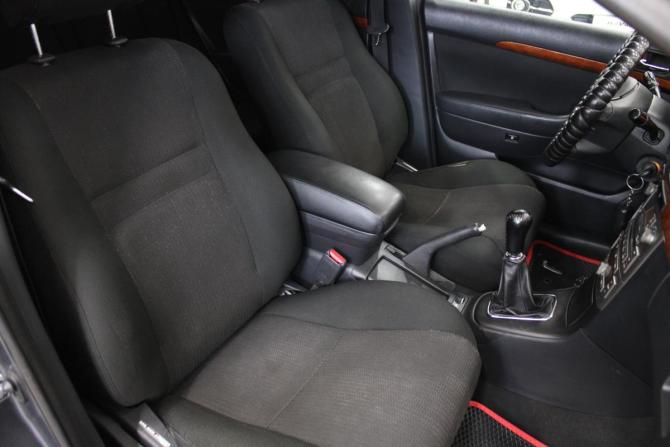 Toyota Avensis II Рестайлинг с пробегом 2006 года, цена 796 000 рублей, 223000 км, седан, Автокод Объявления