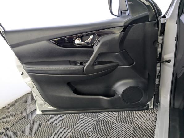 Nissan Qashqai II Рестайлинг с пробегом 2019 года, цена 1 750 000 рублей, 123813 км, внедорожник, Автокод Объявления