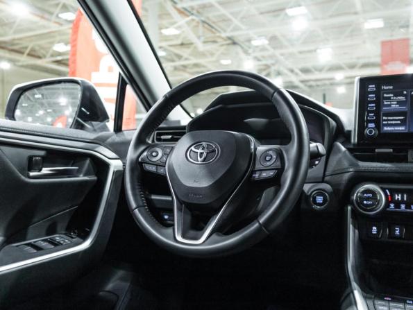 Toyota RAV4 V (XA50) с пробегом 2021 года, цена 3 449 700 рублей, 97304 км, внедорожник, Автокод Объявления