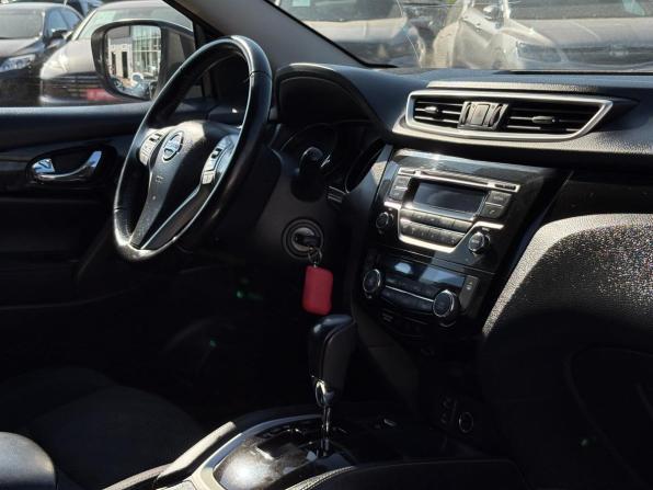 Nissan Qashqai II с пробегом 2017 года, цена 1 634 000 рублей, 121700 км, внедорожник, Автокод Объявления